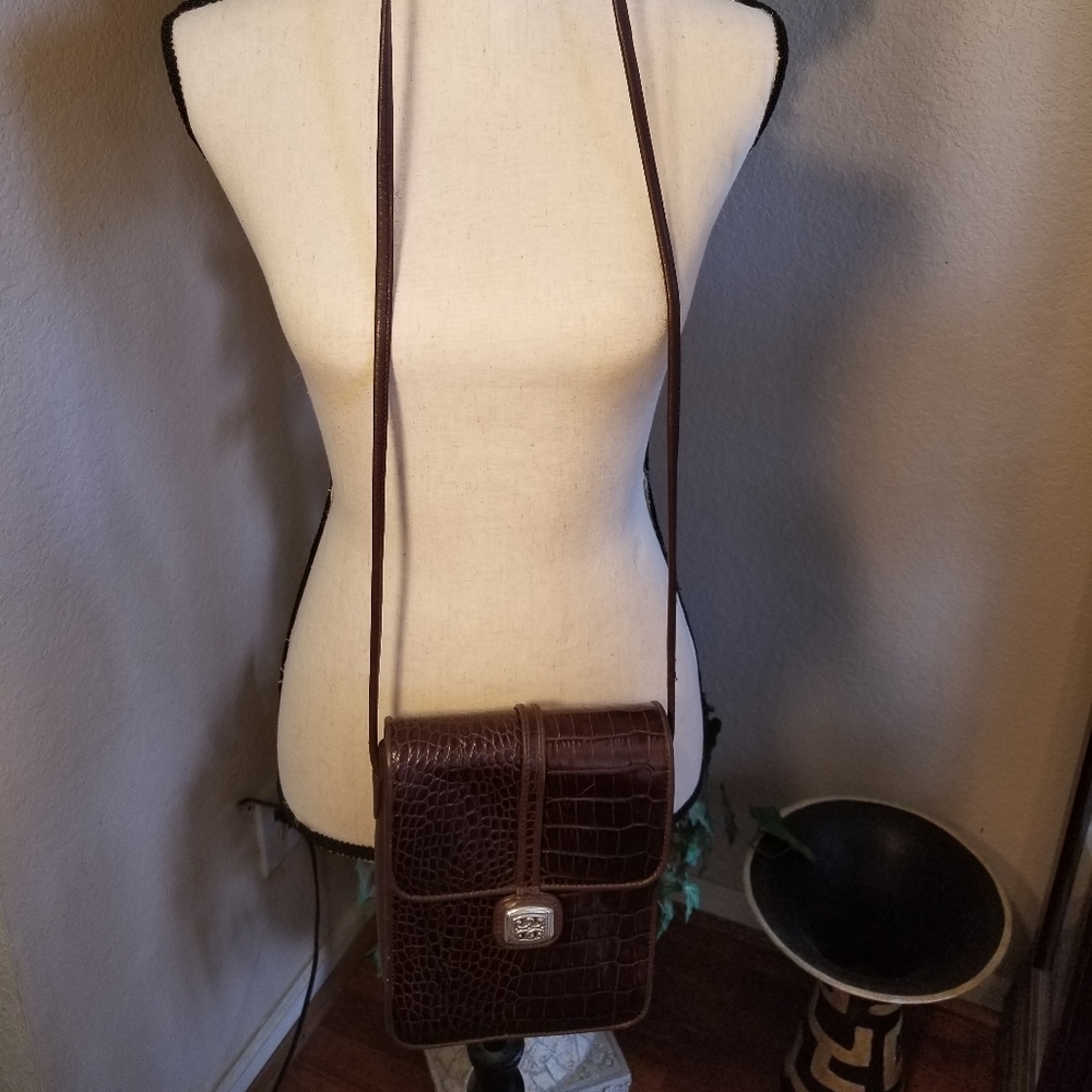 STUNNING LEATHER CROSSBODY  BAG